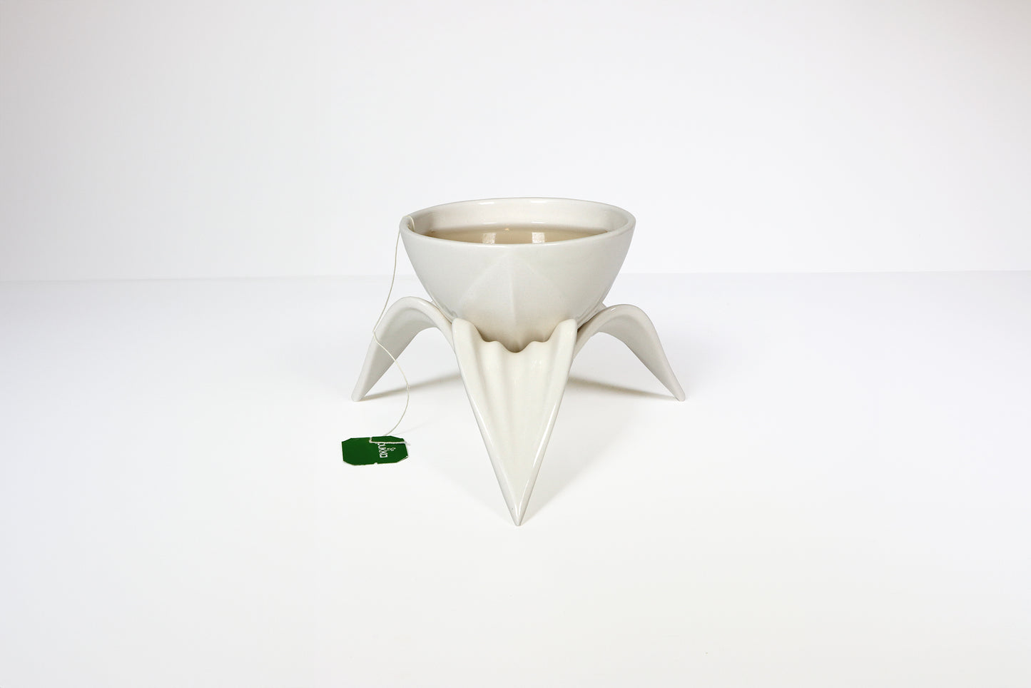 Lilium Cup + Saucer