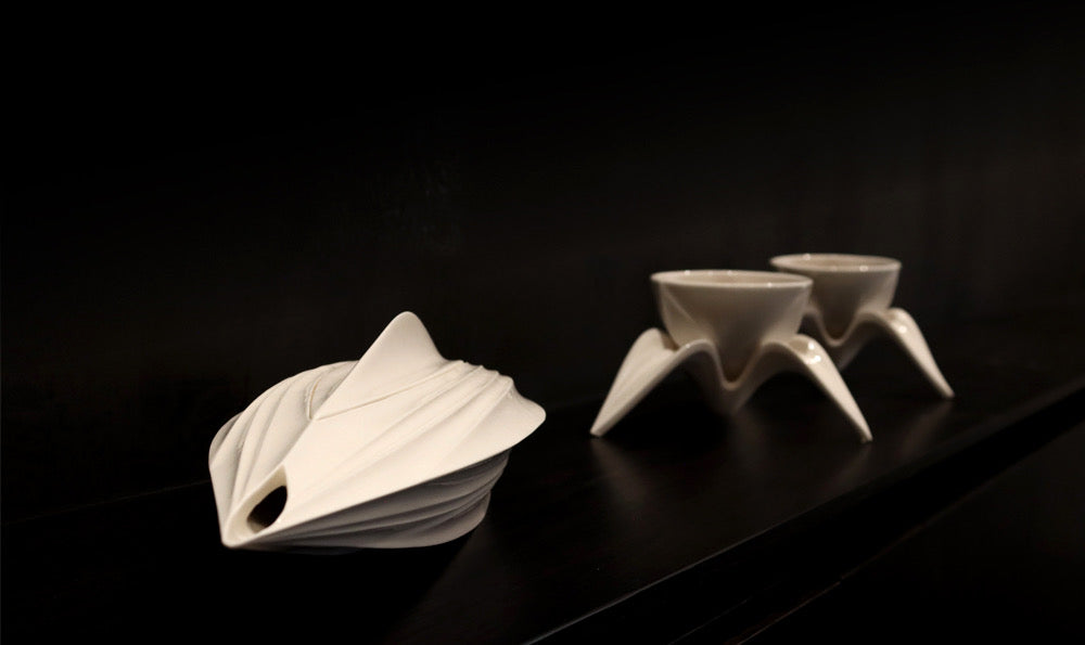 Lilium Tea Vessel