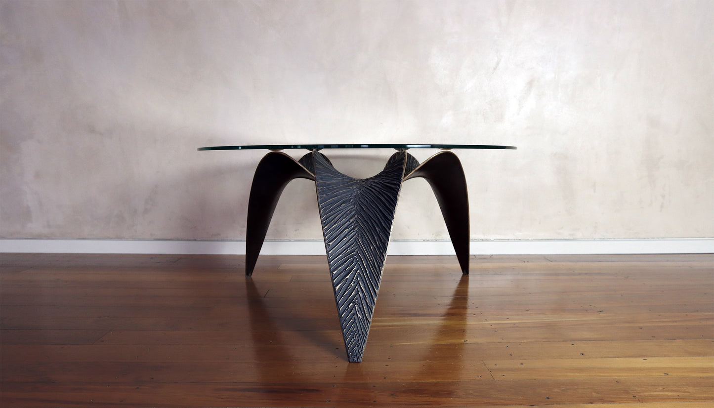 Nikau Table